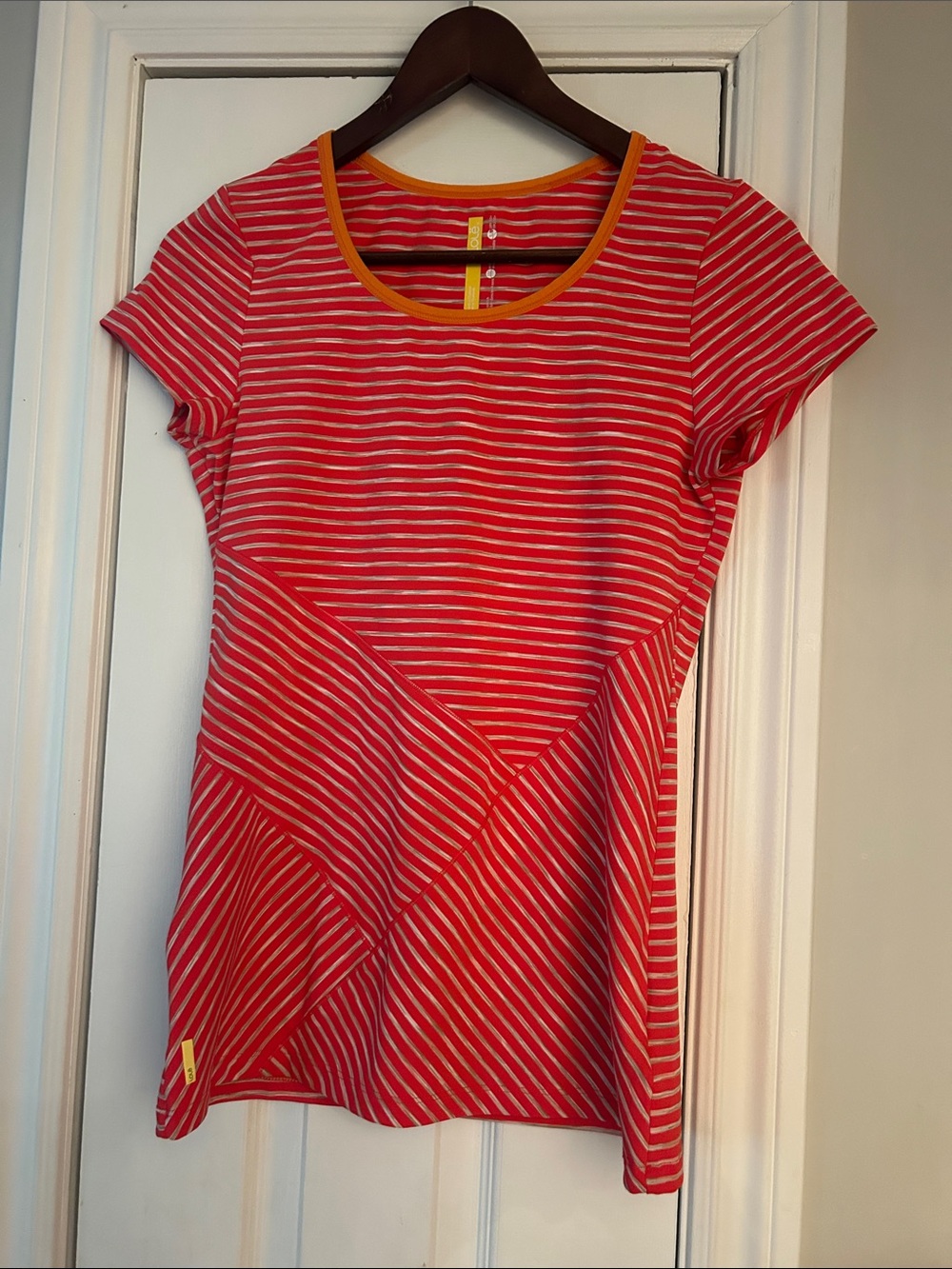 Lolë Stripe Curl Athletic T-Shirt - Red Striped Short Sleeve Crew Neck